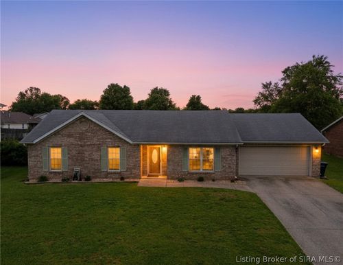 3410 Gander Dr, Jeffersonville, IN, 47130-8189 | Card Image