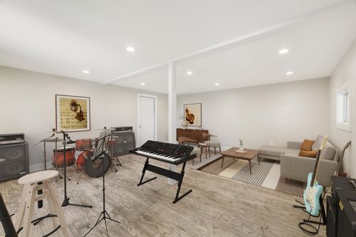 207 Maplewood Trce, Nashville, TN, 37207-3020 | Card Image