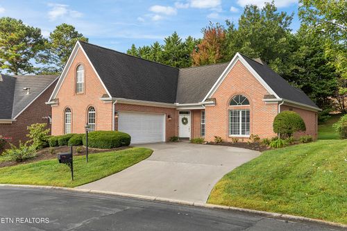 18-539 Glen Ives Way, Knoxville, TN, 37919-5959 | Card Image