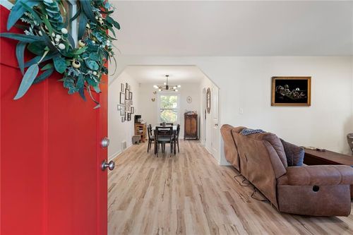 3748 Springfield St, Kansas City, KS, 66103-2007 | Card Image