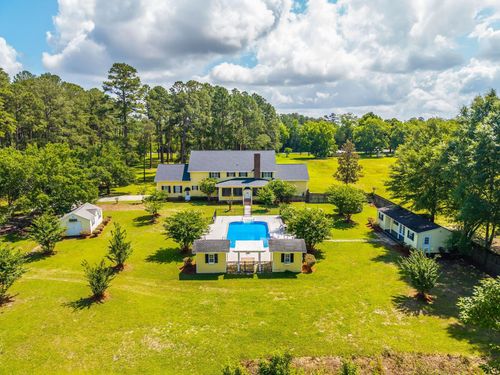 905 W Raysor Street, Saint George, SC, 29477 | Card Image