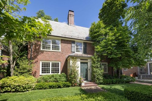 19 Gray Gdns E, Cambridge, MA, 02138-1401 | Card Image