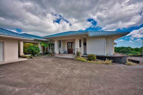 1055 Kikau Pl, Hilo, HI, 96720 | Card Image