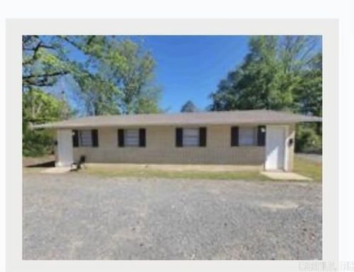 3009 S Ash St, Pine Bluff, AR, 71603-5901 | Card Image