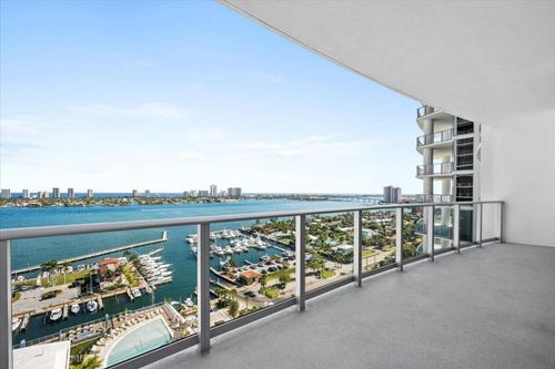 1706-220 Lake Shore Dr, Lake Park, FL, 33403-3584 | Card Image