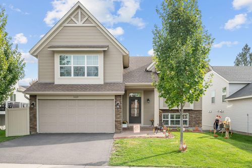 5029 Oak St, Maple Plain, MN, 55359-2601 | Card Image