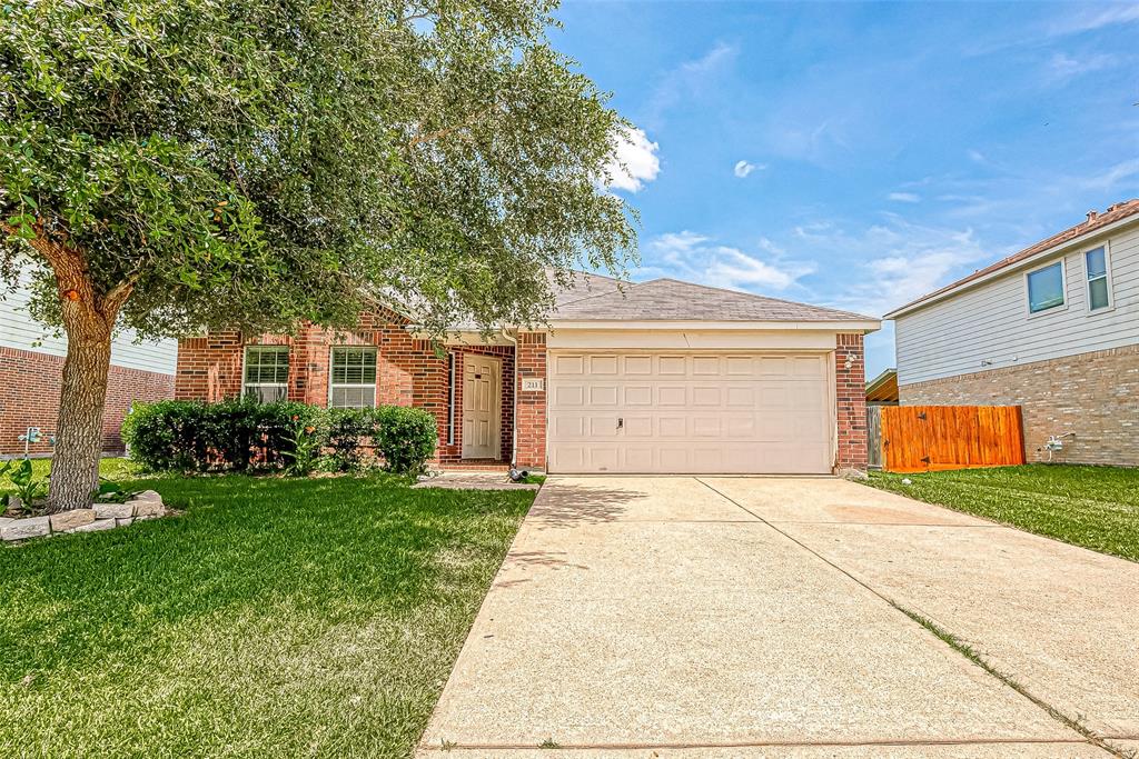 Brazos Gardens Dr, Richmond, TX 77469