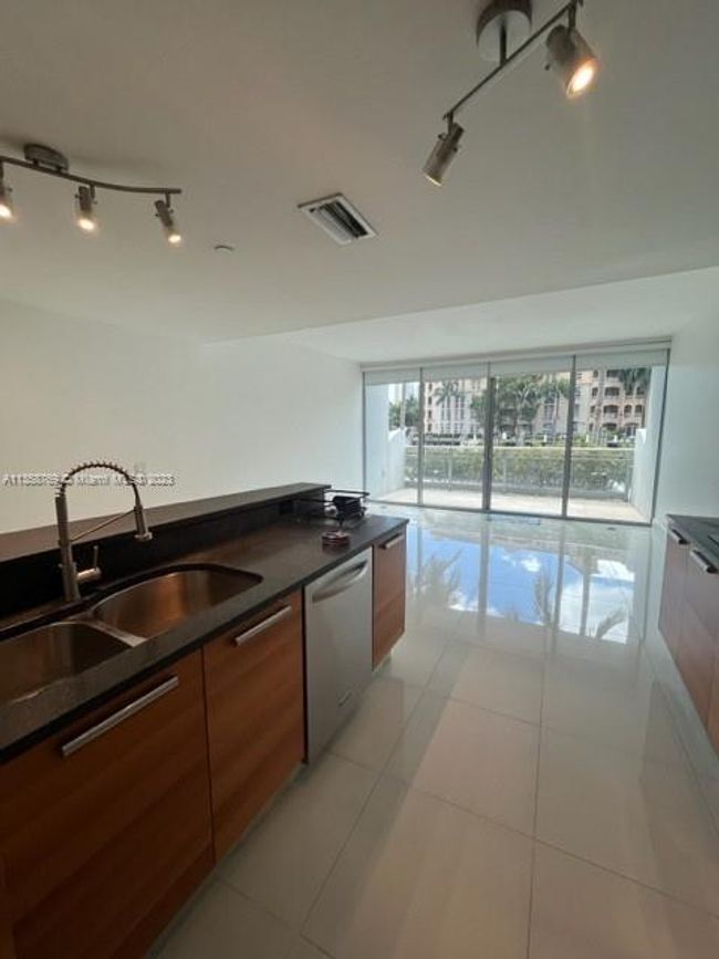 128 - 2950 Ne 188th St, Condo with 1 bedrooms, 1 bathrooms and null parking in Aventura FL | Image 32