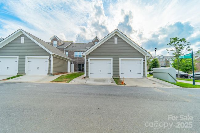 11546 Red Rust Ln, Townhouse with 2 bedrooms, 3 bathrooms and null parking in Charlotte NC | Image 23