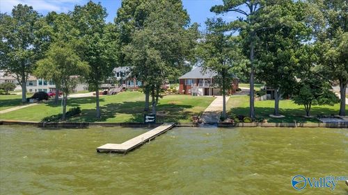 12632 Lookingbill Ln, Athens, AL, 35611-6852 | Card Image