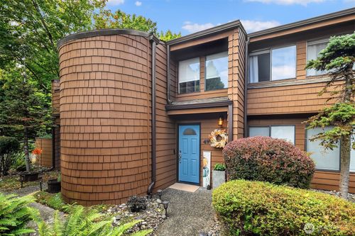 47-11500 Ne 128th St, Kirkland, WA, 98034-6394 | Card Image