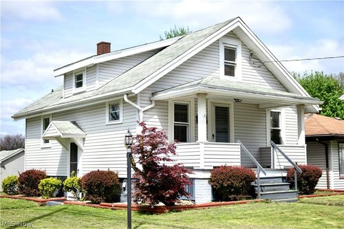 664 Tenney Ave, Campbell, OH, 44405-1641 | Card Image