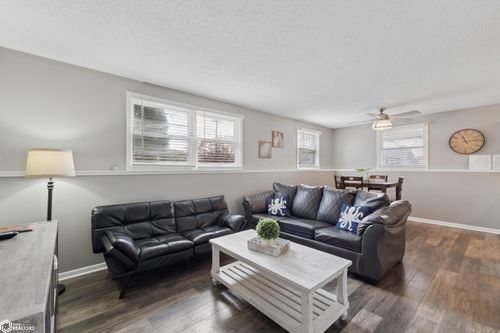 4-2 Country Lane, Ventura, IA, 50482 | Card Image