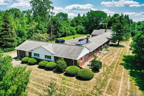 101-22000 Beck Rd, Northville, MI, 48167-3321 | Card Image