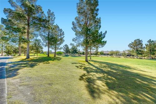 3219 Kingbird Dr, North Las Vegas, NV, 89084-2423 | Card Image