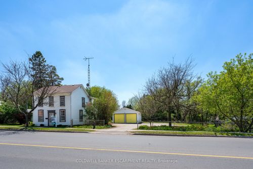 76 Main St N, Acton, ON, L7J1W2 | Card Image