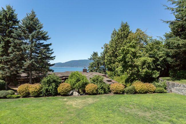 5363 Kew Cliff Road, House other with 5 bedrooms, 4 bathrooms and 8 parking in West Vancouver BC | Image 34
