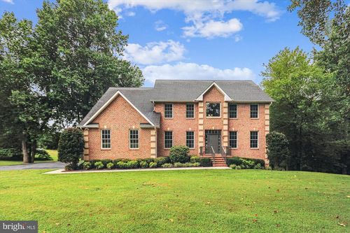 32 Grays Rd, Harwood, MD, 20776-9466 | Card Image