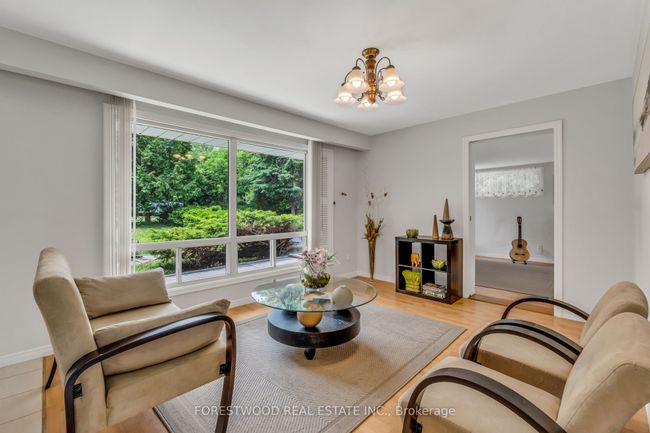 9245 8 Th Line, House other with 4 bedrooms, 2 bathrooms and 6 parking in Georgetown ON | Image 11