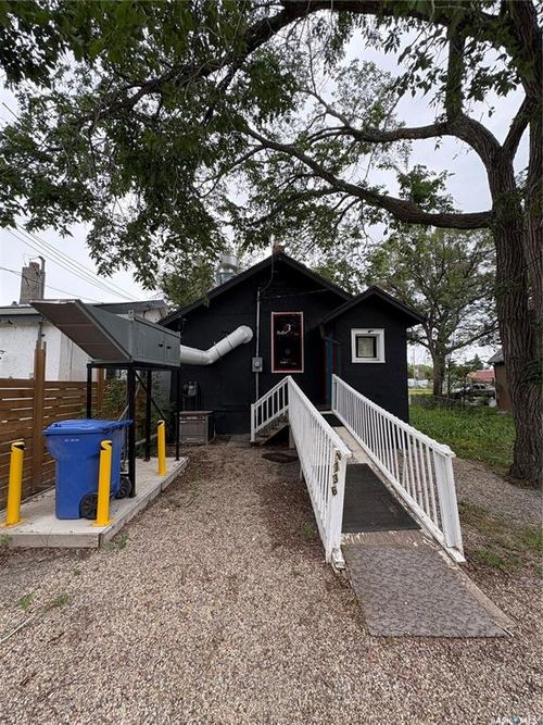 1736 Winnipeg St, Regina, SK, S4P1E9 | Card Image