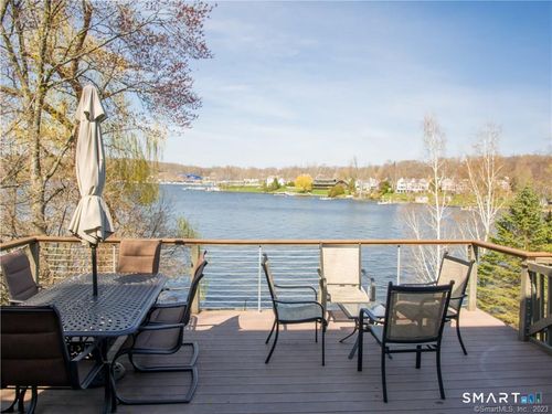 14 Shore Rd, Danbury, CT, 06811-3328 | Card Image