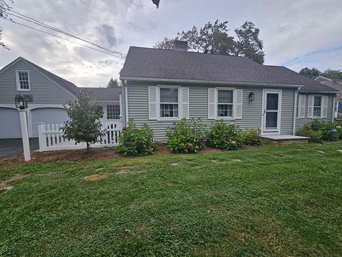 141 Falmouth Rd, West Springfield, MA, 01089-2114 | Card Image
