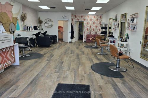 652 Dundas St E, Belleville, ON, K8N1G7 | Card Image