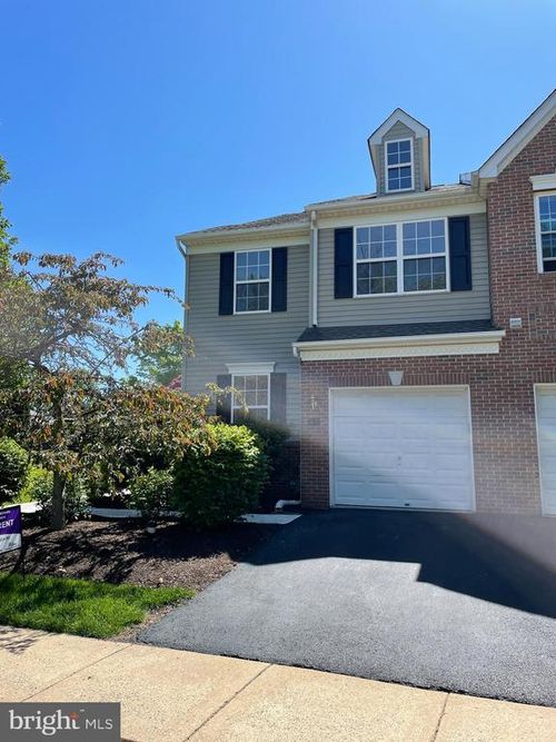 41 Walker Rd, ROYERSFORD, PA, 19468-4319 | Card Image