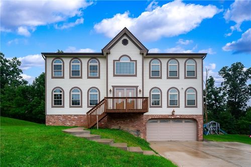 241 Jaclyn Dr, Cranberry Twp, PA, 16066 | Card Image