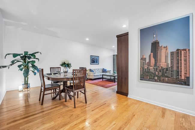 APT-503 - 1414 N Wells St, Condo with 2 bedrooms, 2 bathrooms and 1 parking in CHICAGO IL | Image 7
