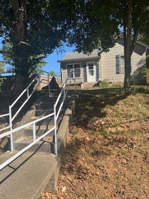 208 N Myrtle Street, Pierce City, MO, 65723 | Card Image