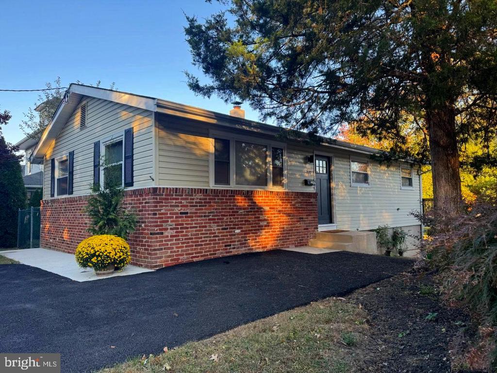 Highland Ave, Haddon Heights, NJ 08035
