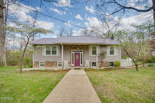 101 S Hickory Cir, Greeneville, TN, 37743-6409 | Card Image