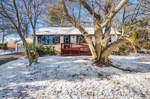 29 Texas Drive, Montville, CT, 06370 | Card Image