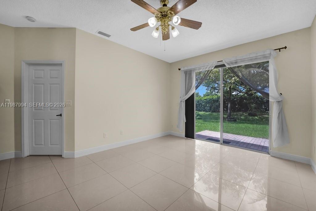 Residential in Pembroke Pines 5