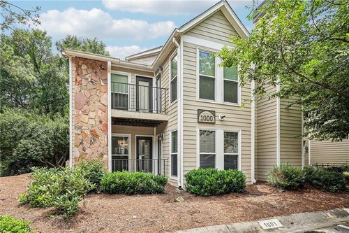 1001 Lake Pointe Cir, Roswell, GA, 30075-4753 | Card Image