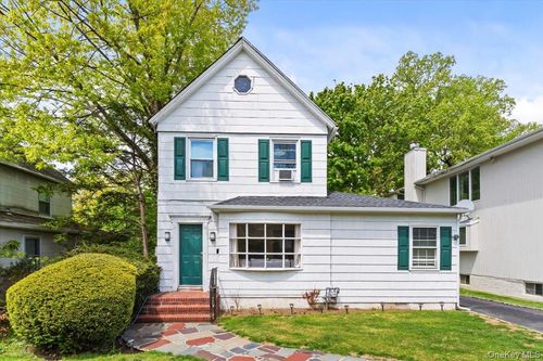 59 Hicks Ln, Great Neck, NY, 11024-2027 | Card Image