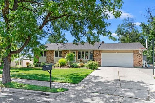 1137 Oakridge Dr, Layton, UT, 84040-2903 | Card Image