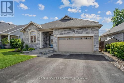 100 Equinelle Drive, North Grenville, ON, K0G1J0 | Card Image