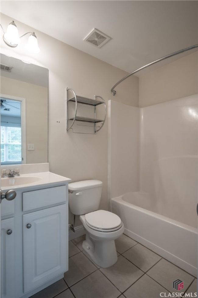 347 Oconee River Cir, Townhouse with 2 bedrooms, 3 bathrooms and 3 parking in Athens GA | Image 17