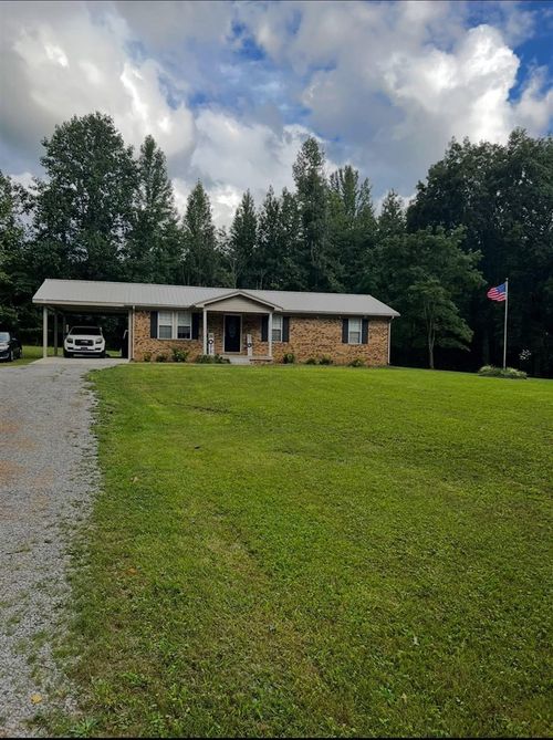 8756 Caneyville Rd, Morgantown, KY, 42261-9810 | Card Image