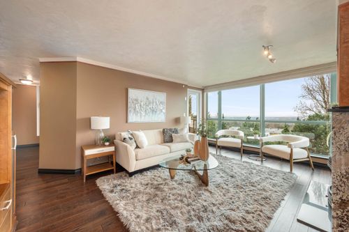 601-6622 Southoaks Cres, Burnaby, BC, V5E4K2 | Card Image