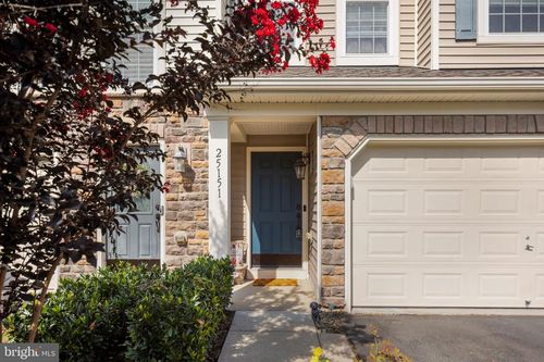 25151 Sweet Myrtle Sq, ALDIE, VA, 20105-5532 | Card Image