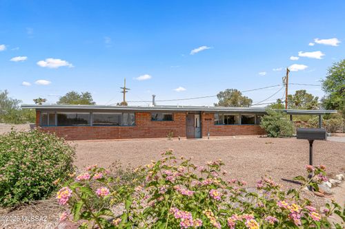 6449 E Paseo San Ciro, Tucson, AZ, 85710 | Card Image
