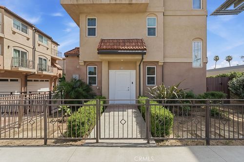 15340 Lassen St, Mission Hills, CA, 91345-3044 | Card Image