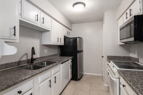 unit-412-10555 Turtlewood Ct, Houston, TX, 77072-2728 | Card Image