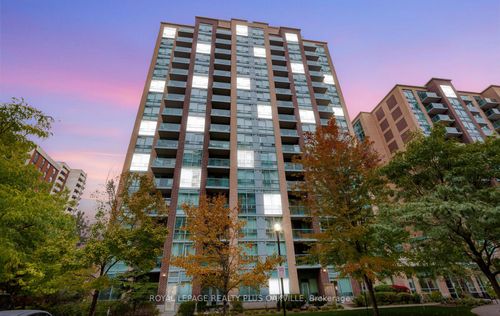 7-7 Michael Power Pl, Etobicoke, ON, M9A0A4 | Card Image