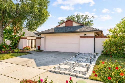 10815 Venice Cir, TAMPA, FL, 33635-9501 | Card Image