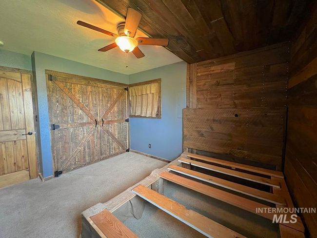 13974 Rustic Rd, House other with 3 bedrooms, 2 bathrooms and 3 parking in McCall ID | Image 8