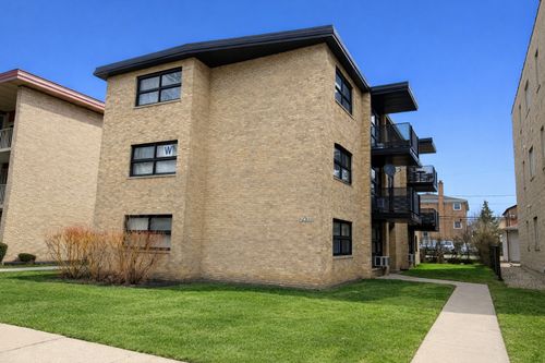 2-2431 N 76th Ct, Elmwood Park, IL, 60707-2544 | Card Image